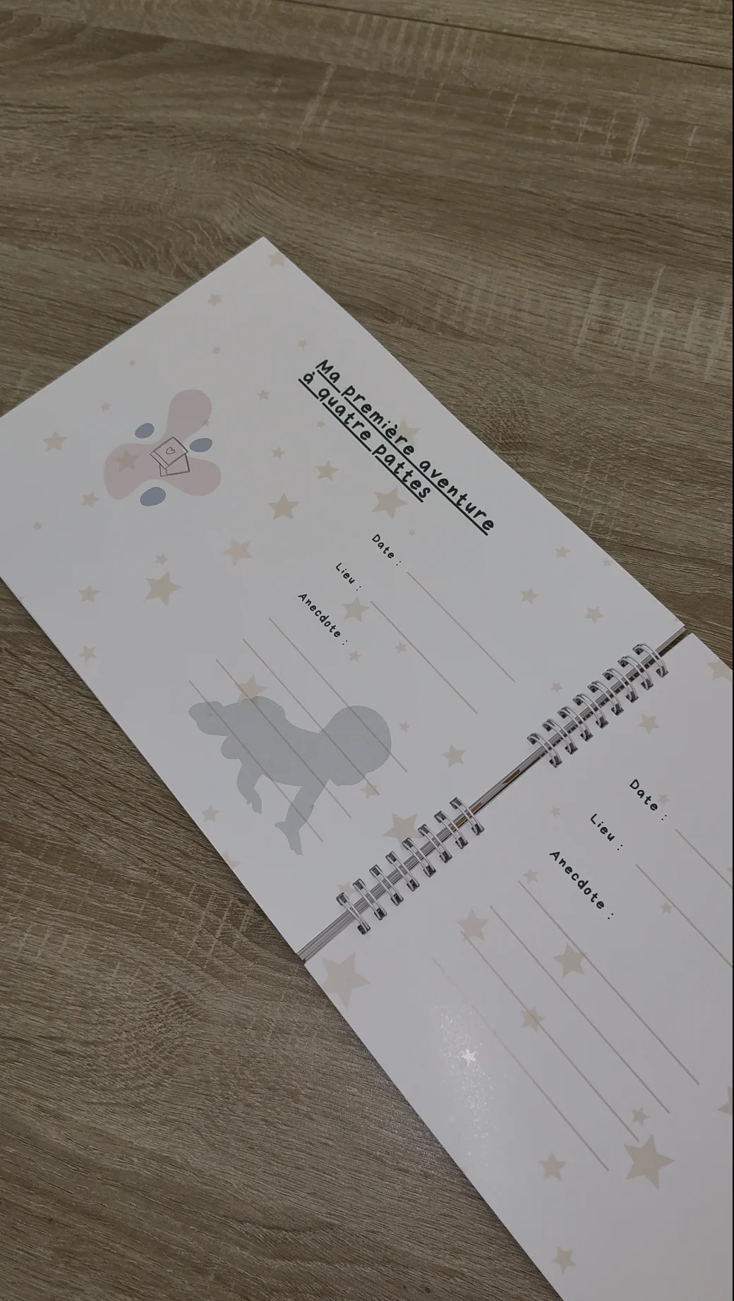 Page Ma première aventure à quatre pattes — milestone bébé